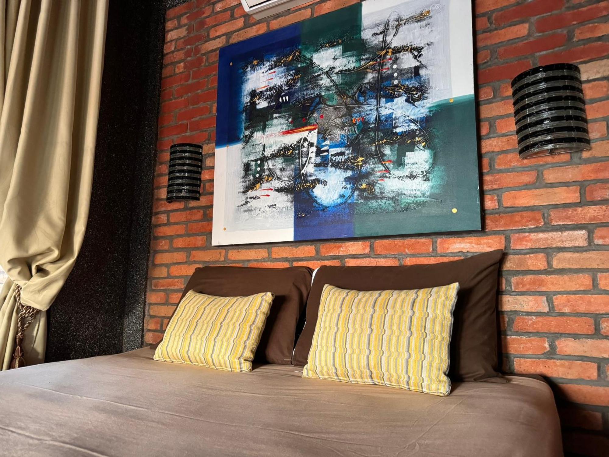 Giri Hill Homestay Nusa Dua  Bagian luar foto