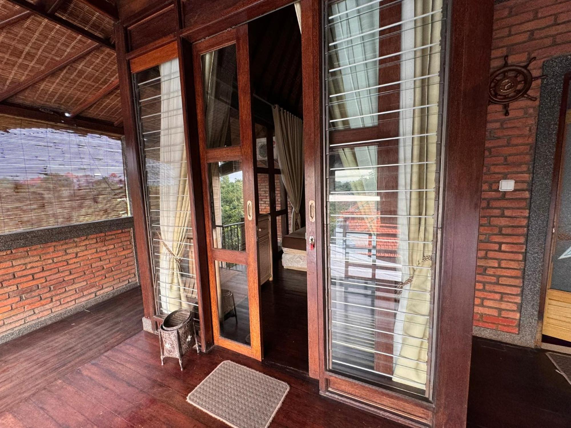 Giri Hill Homestay Nusa Dua  Bagian luar foto