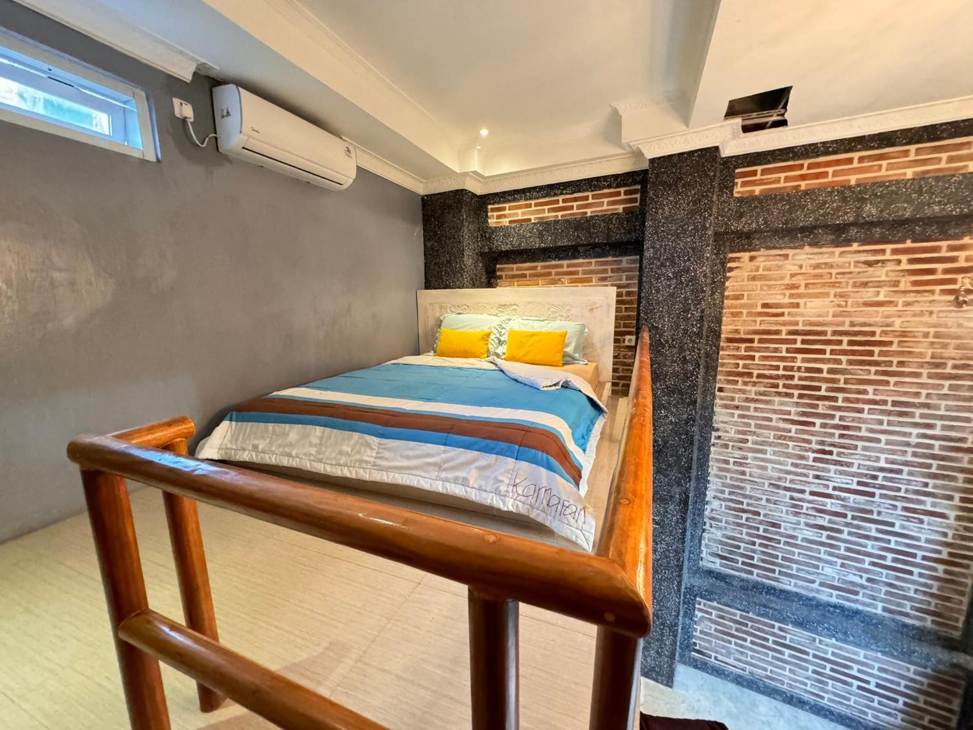 Giri Hill Homestay Nusa Dua  Bagian luar foto