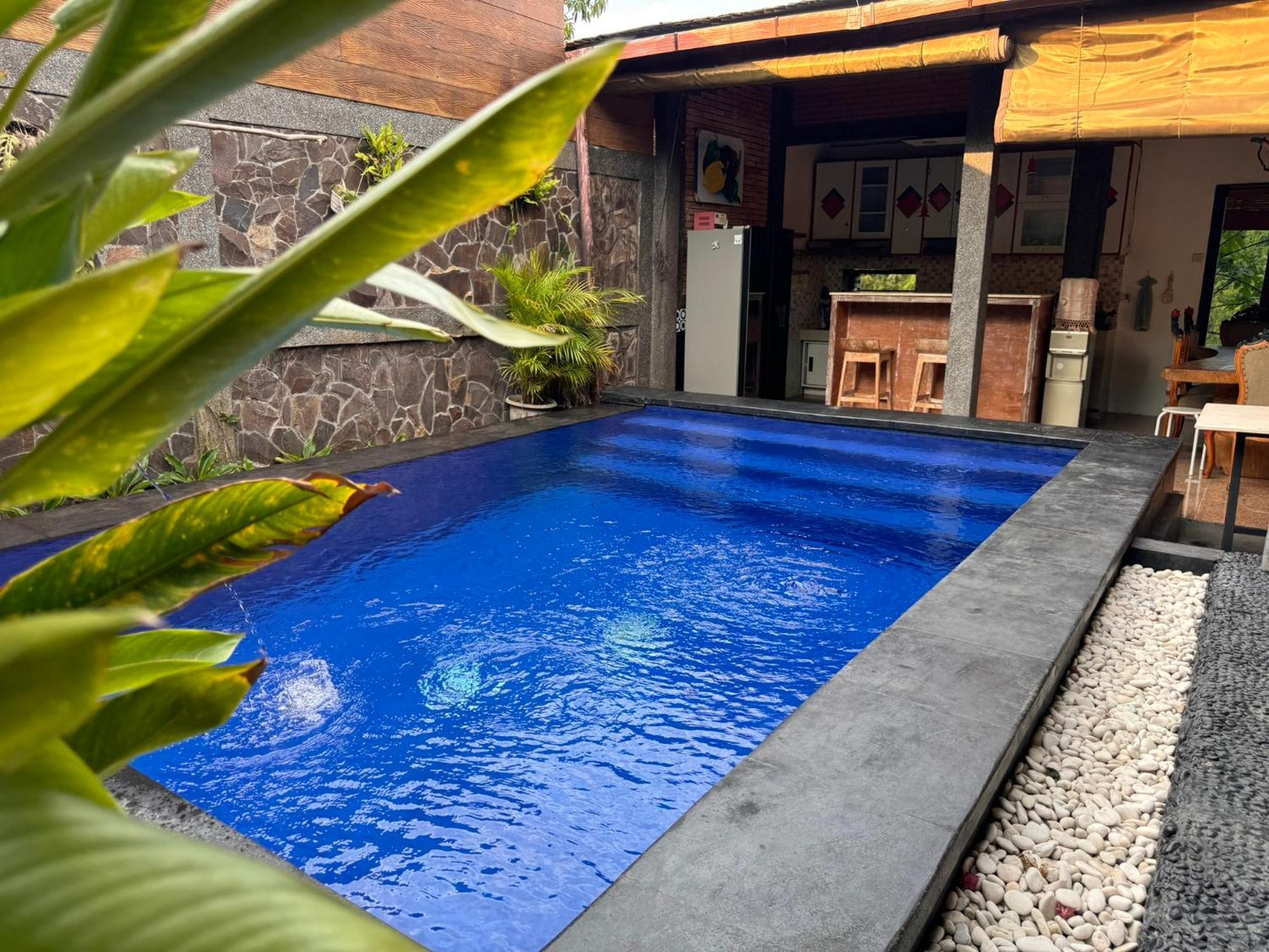 Giri Hill Homestay Nusa Dua  Bagian luar foto